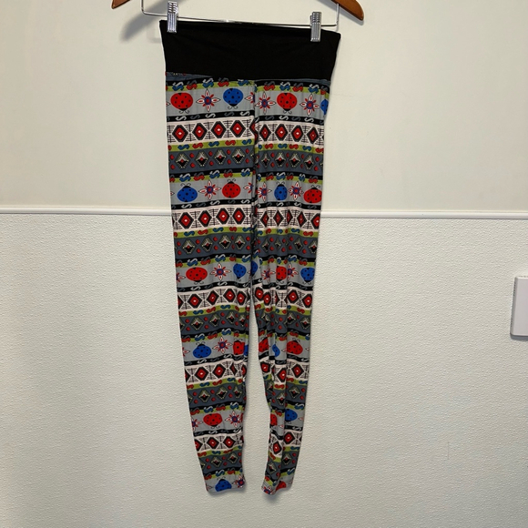 Lot of 3 assorted women’s leggings one size funky always - Picture 3 of 12